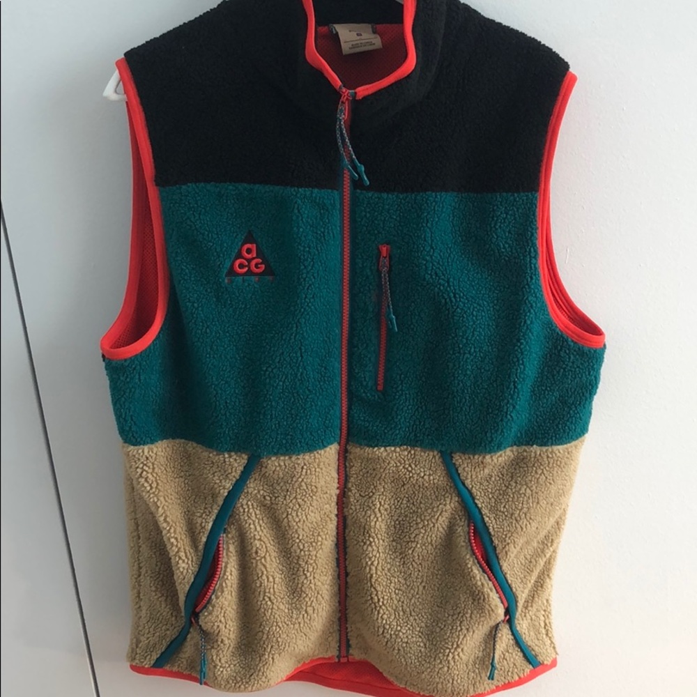 Nike ACG Sherpa Vest